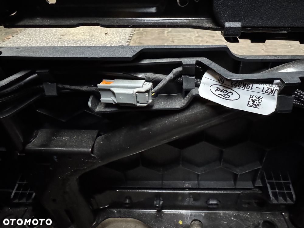 FOTEL skórzany pasażera podwójny AIBAG Ford Transit Turneo Custom Lift - 6