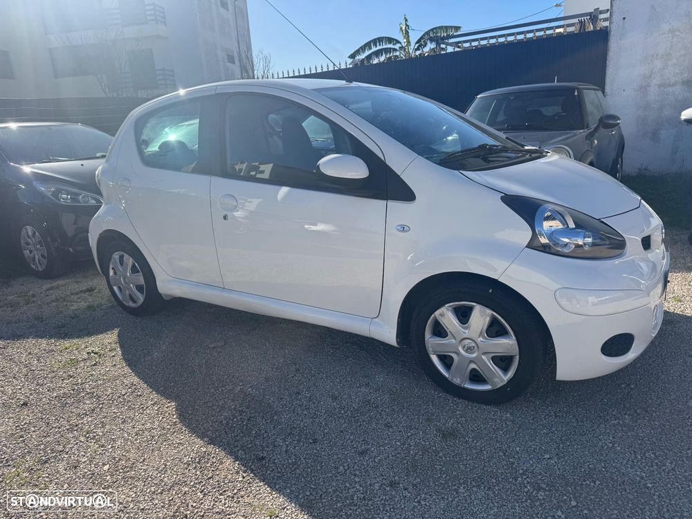 Toyota Aygo Cool - 4