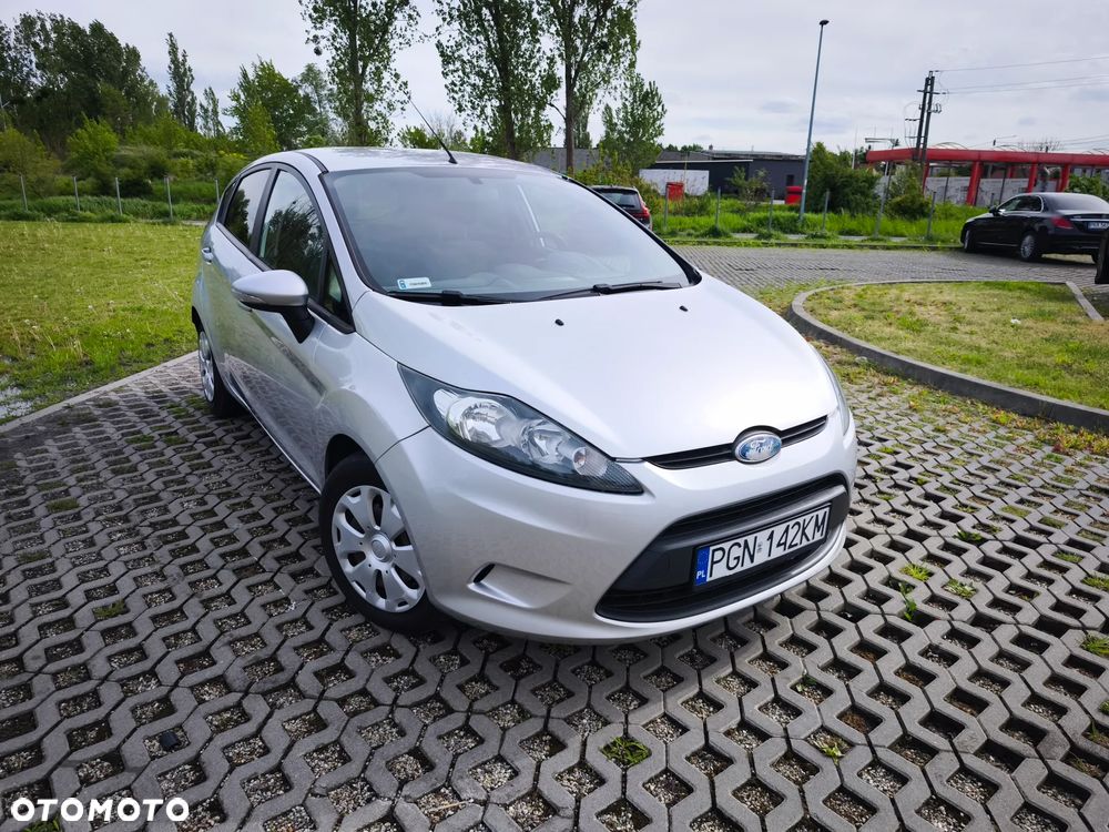 Ford Fiesta 1.6 TDCi Silver X - 12