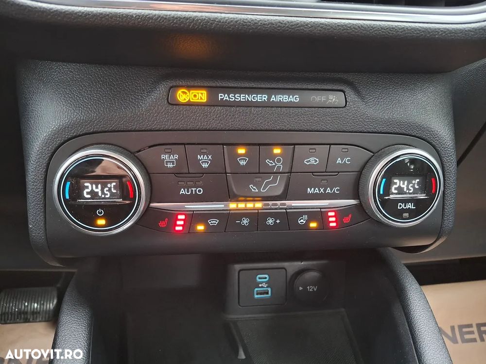 Ford Kuga 2.0 EcoBlue A8 AWD Titanium X - 19