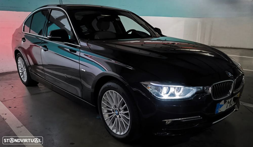 BMW 320 d Auto Line Luxury - 16