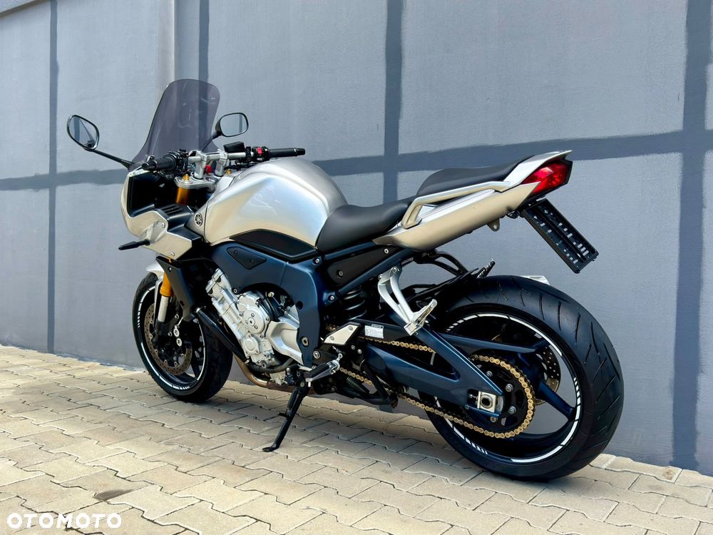 Yamaha FZ - 6