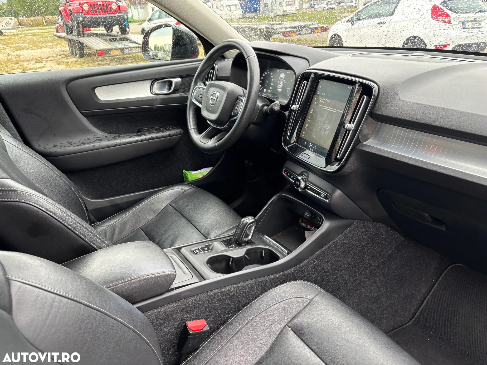 Volvo XC 40 D4 AWD Geartronic Momentum - 6