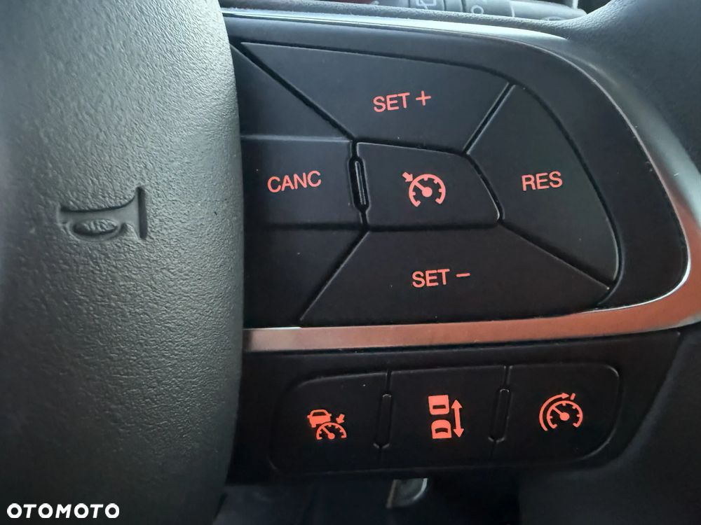Fiat Tipo 1.4 T-Jet 16v Lounge EU6d - 30