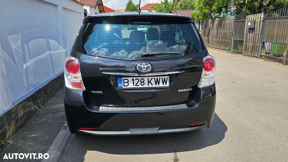 Toyota Verso 1.8 Valvematic Luna - 5