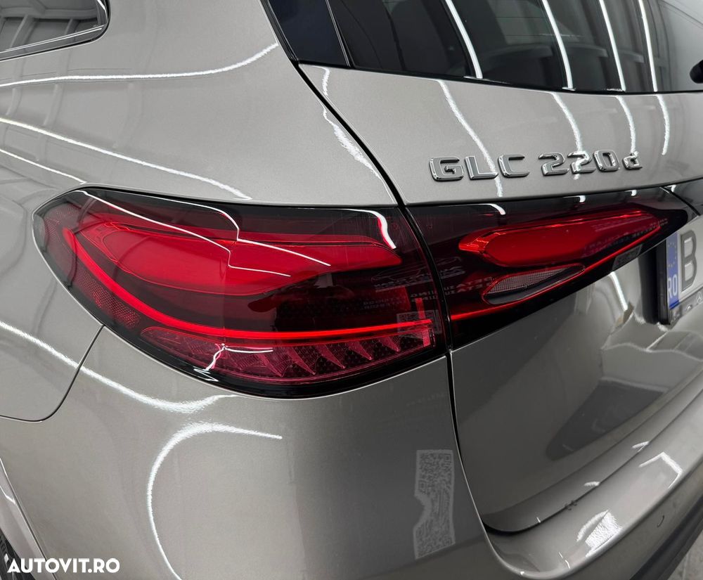 Mercedes-Benz GLC - 21