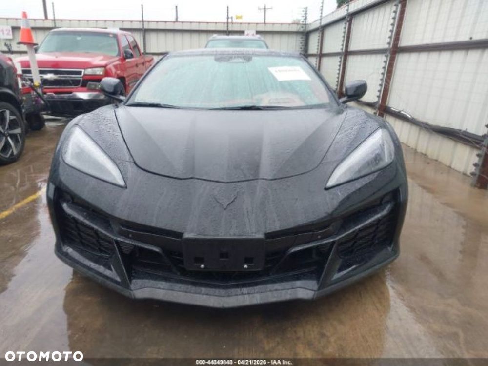 Chevrolet Corvette - 8