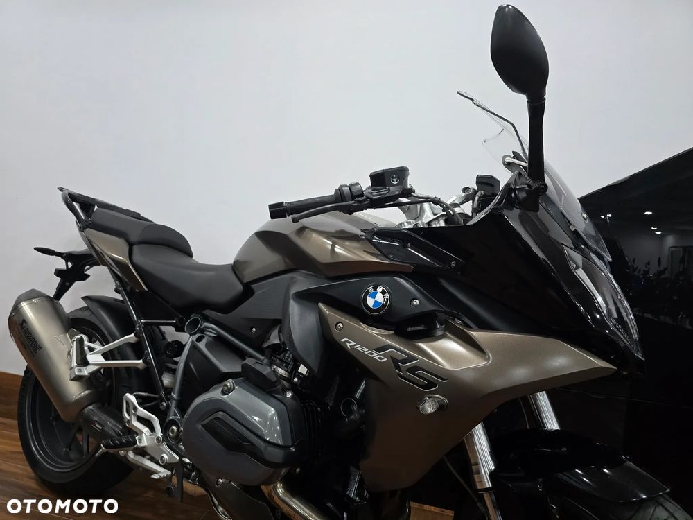 BMW R - 1