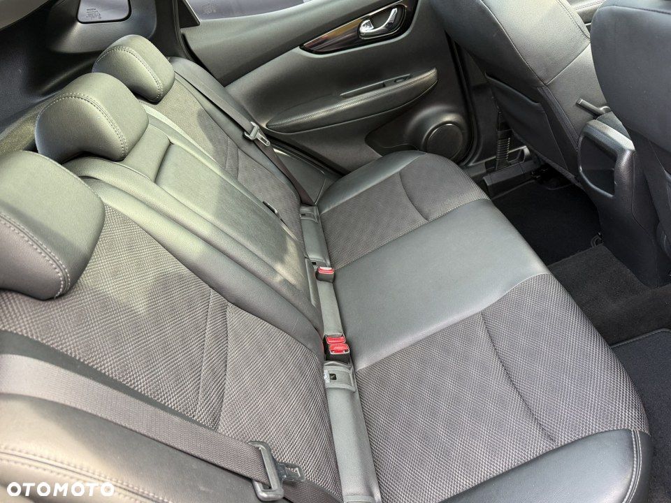 Nissan Qashqai 1.2 DIG-T Tekna+ - 34