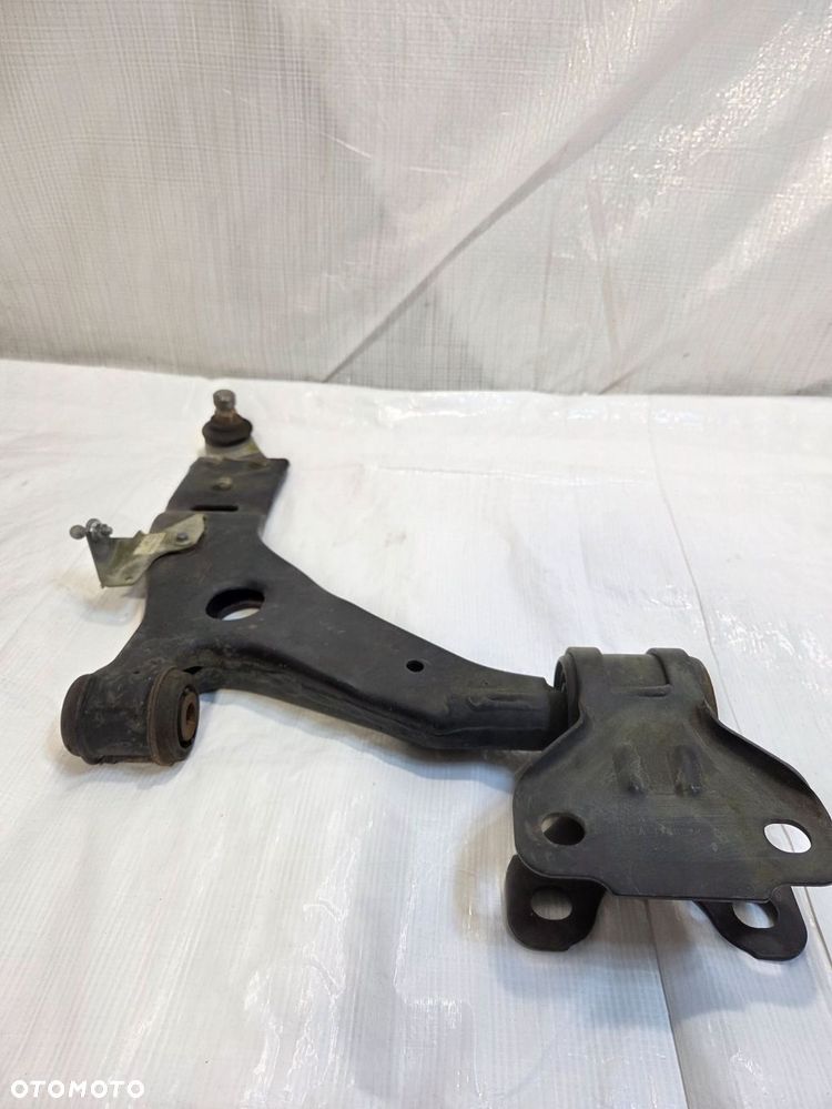 WAHACZ PRAWY PRZÓD FORD KUGA MK2 - 2