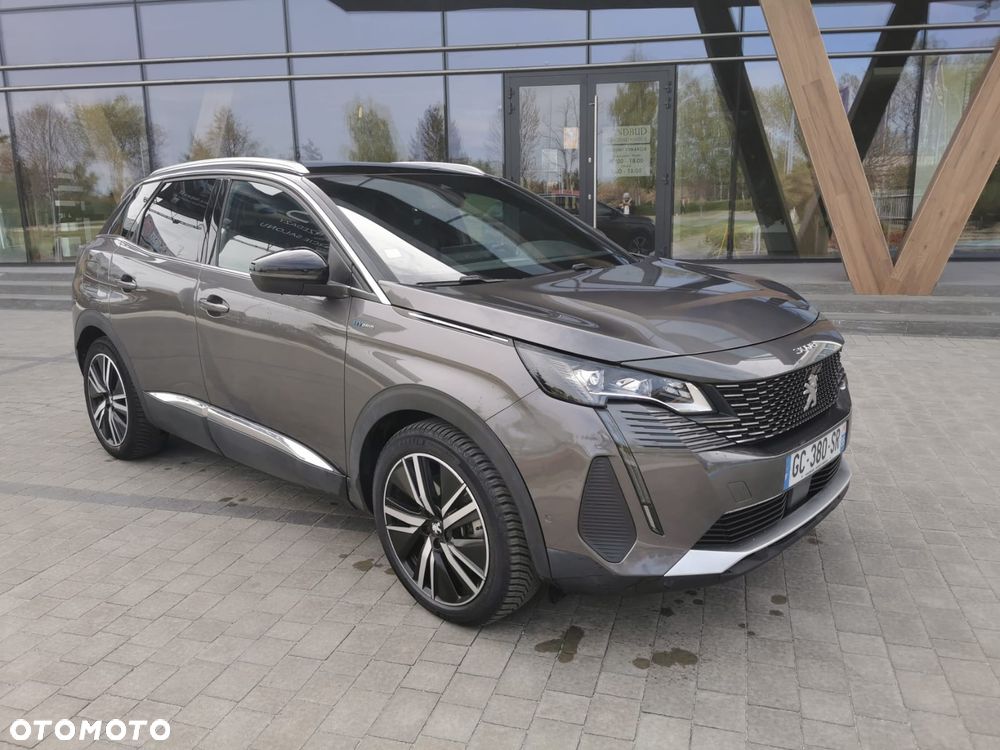 Peugeot 3008 225 e-EAT8 GT - 29