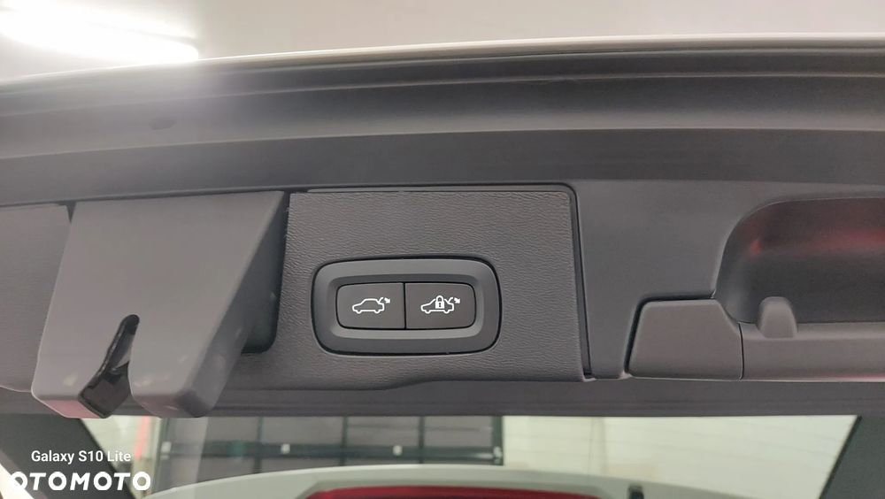 Volvo XC 60 B4 D Geartronic RDesign - 9