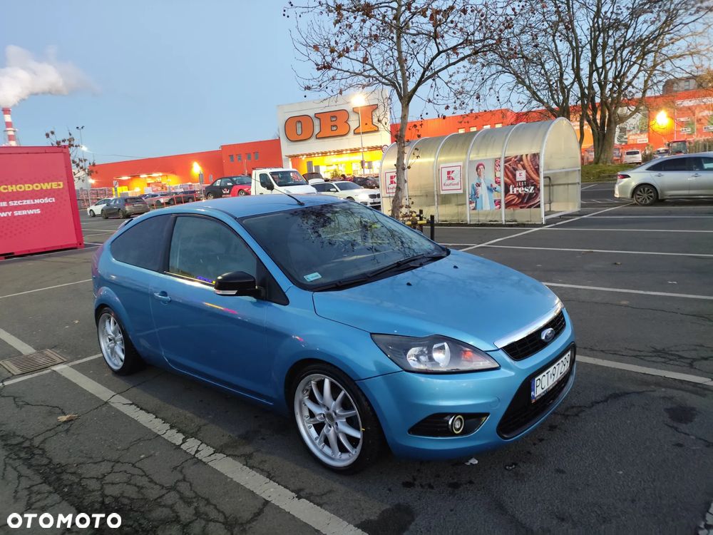 Ford Focus 1.6 TDCi Ambiente DPF - 3
