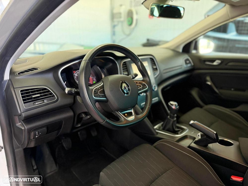 Renault Mégane Sport Tourer 1.5 Blue dCi Intens - 10