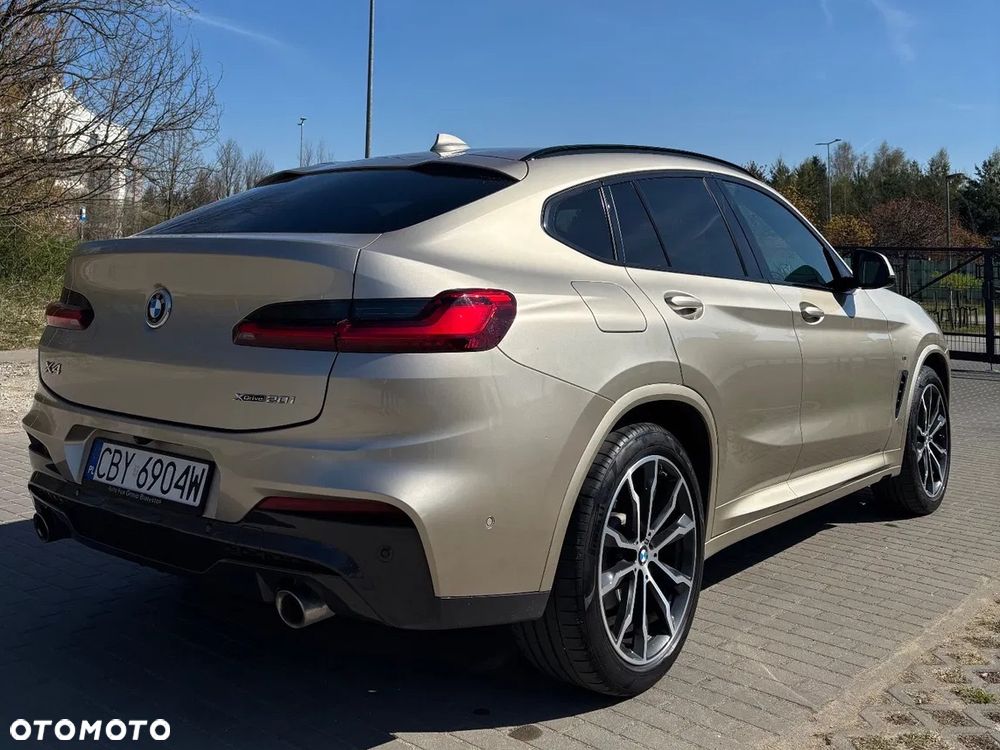 BMW X4 xDrive20i sport - 1