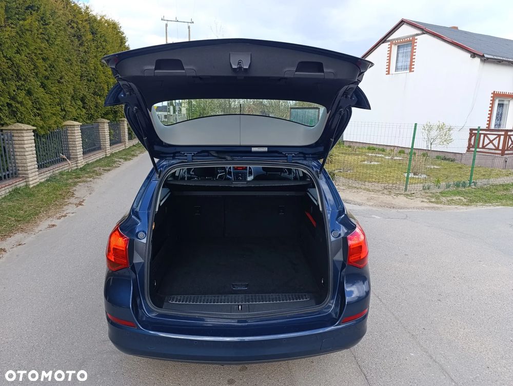 Opel Astra 1.6 Color Edition - 14