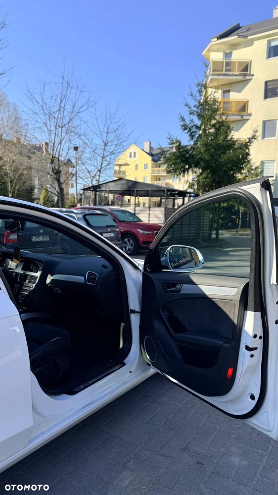 Audi A4 Limousine - 6