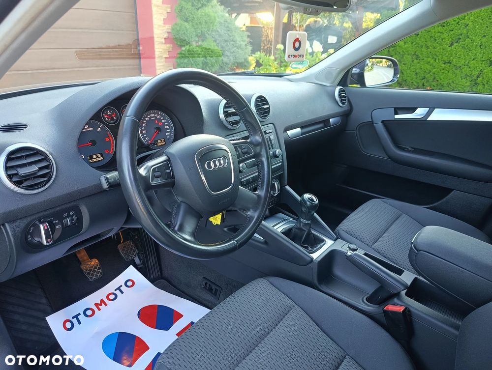 Audi A3 Sportback 2.0 TDI Ambition - 23