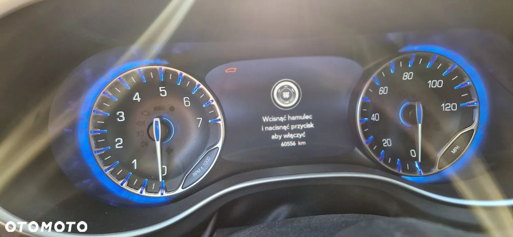 Chrysler Pacifica - 15