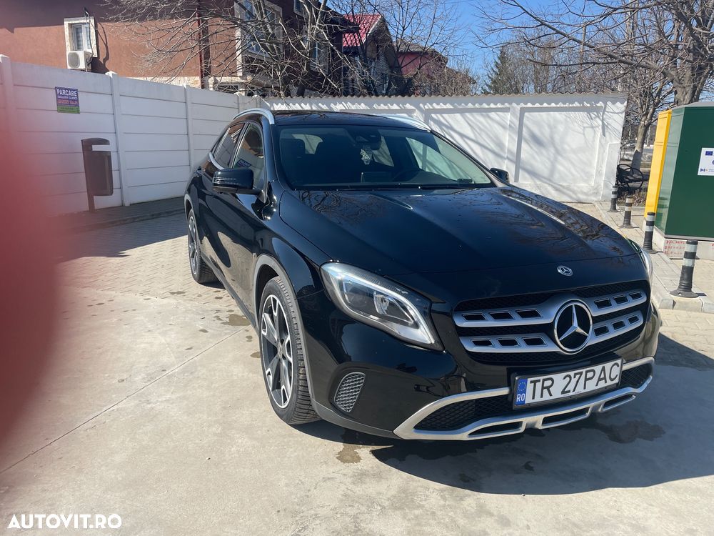 Mercedes-Benz GLA 200 d 4MATIC Aut. - 5