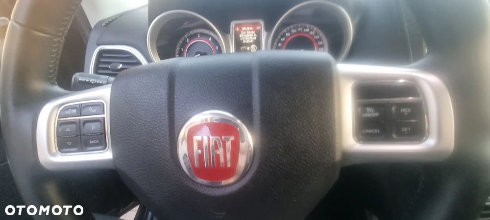 Fiat Freemont 2.0 Multijet Lounge AWD - 29