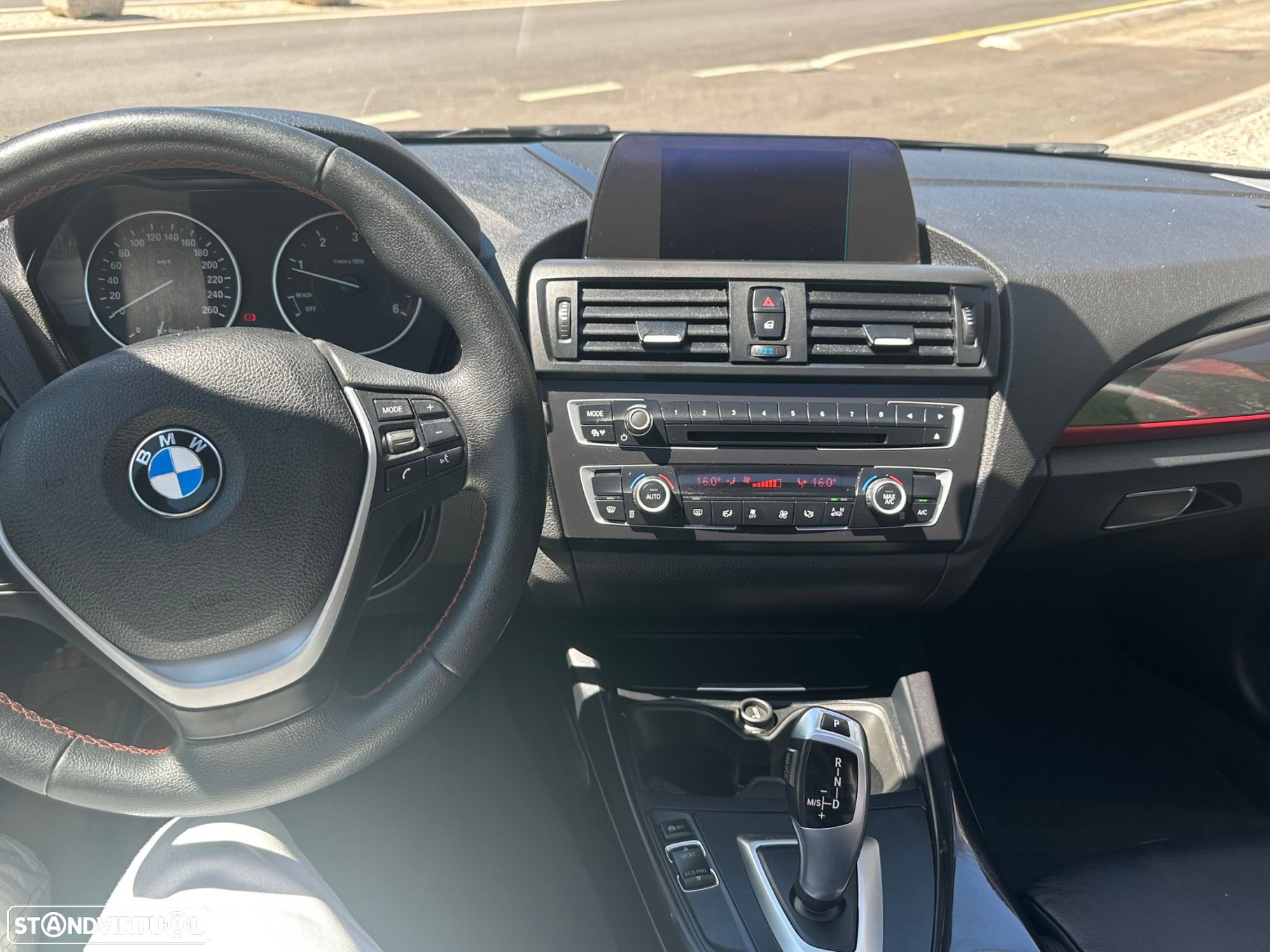 BMW 116 dA Line Sport - 8
