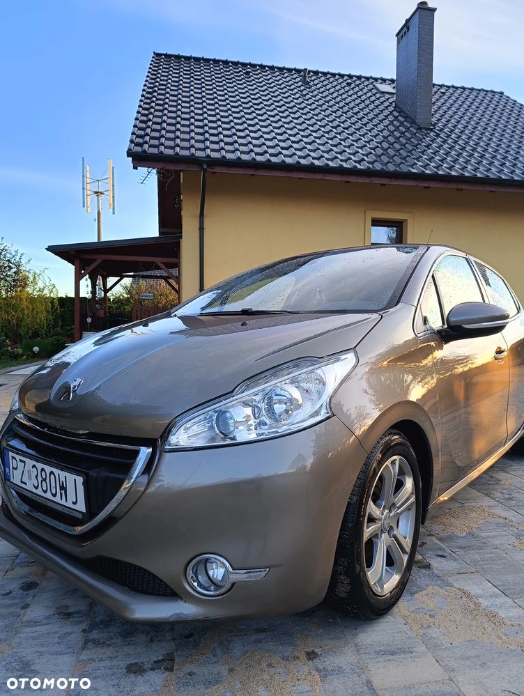 Peugeot 208 1.6 e-HDi Allure STT - 7