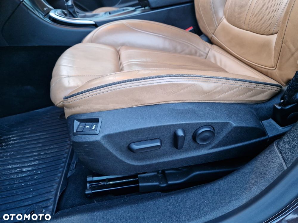 Opel Insignia - 29