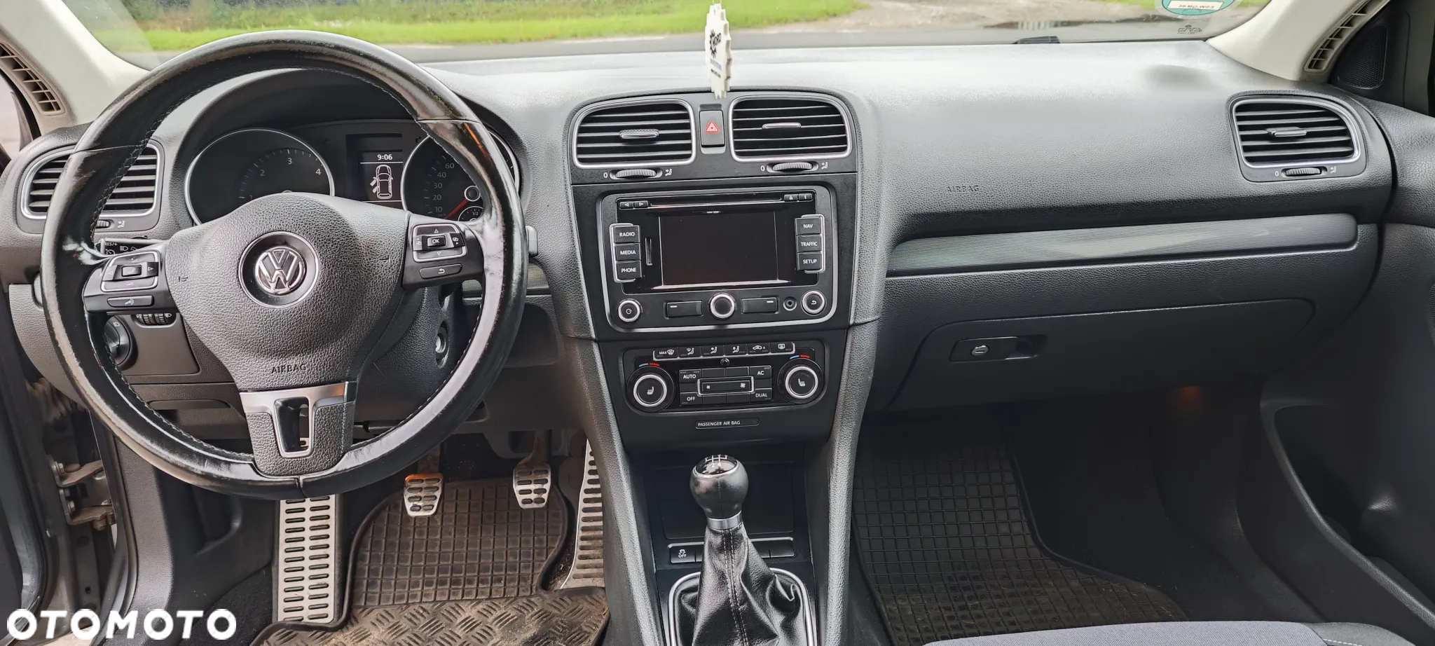 Volkswagen Golf 1.6 TDI DPF Style - 8