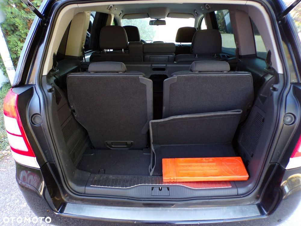 Opel Zafira - 22