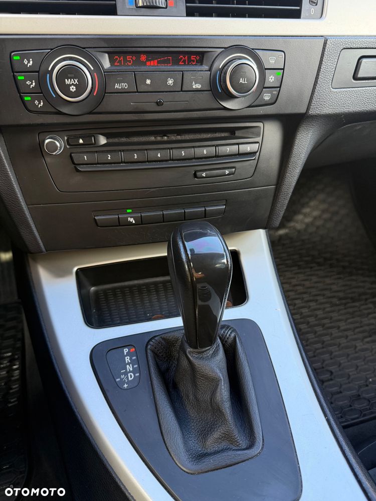 BMW Seria 3 - 18