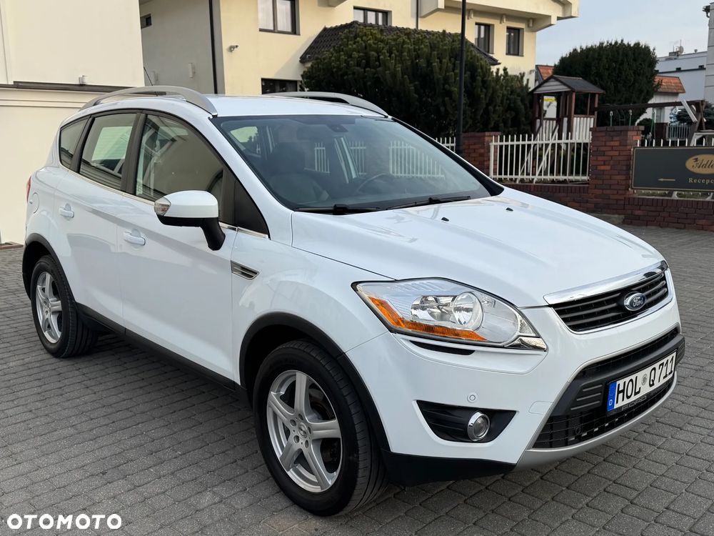 Ford Kuga 2.0 TDCi 4x4 Titanium - 23