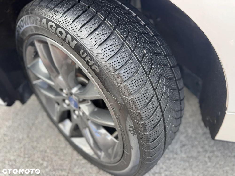 Ford Edge 2.0 TDCi Bi-Turbo 4x4 ST-LINE - 38