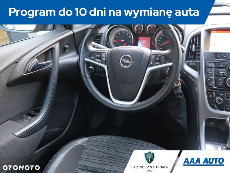 Opel Astra - 8