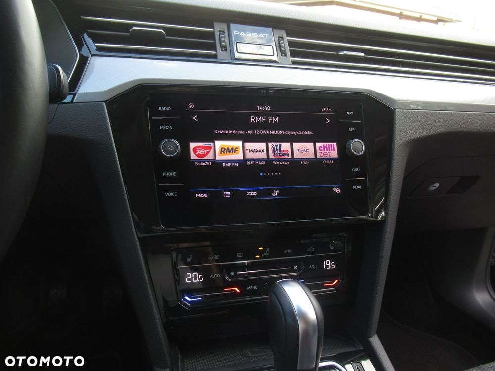 Volkswagen Passat 2.0 TSI Business DSG - 15