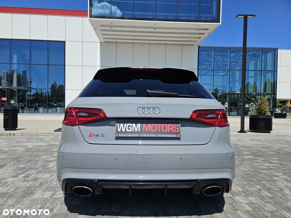 Audi RS3 Sportback Standard - 6