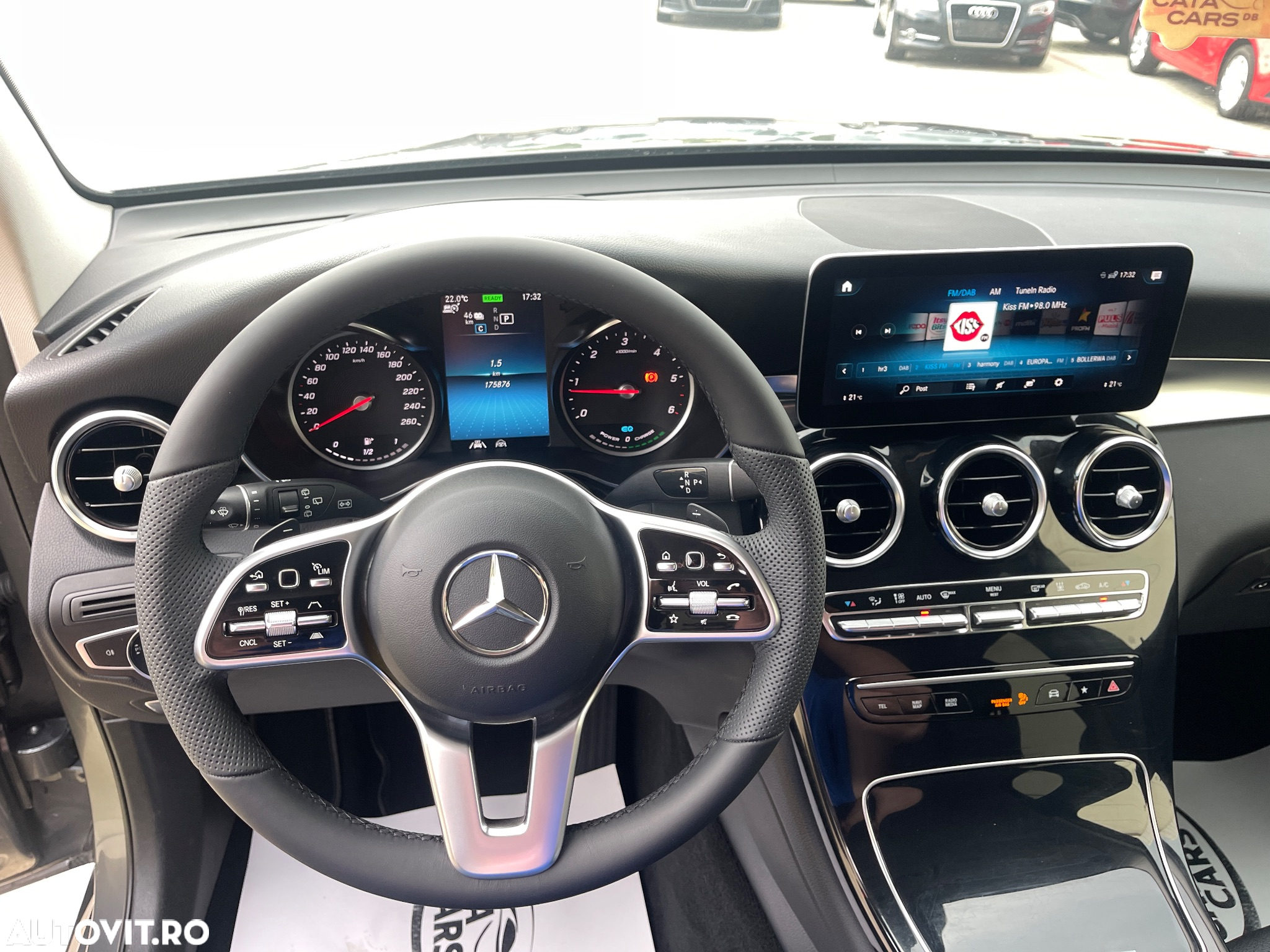 Mercedes-Benz GLC 300 de 4Matic 9G-TRONIC - 36