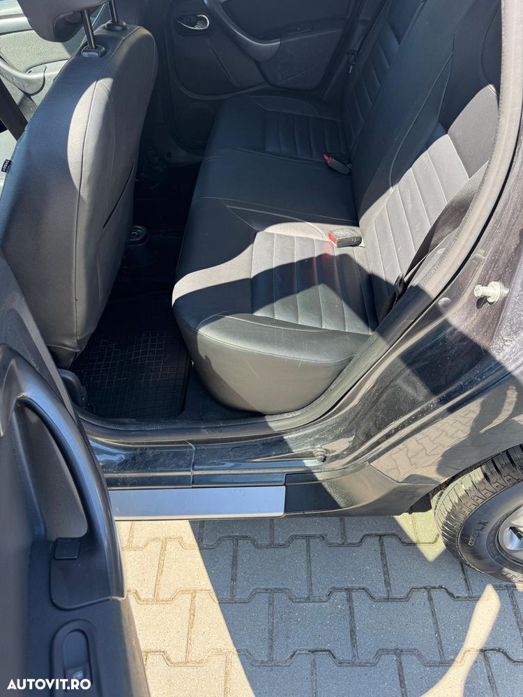 Dacia Duster 1.5 dCi 4x4 Prestige - 9