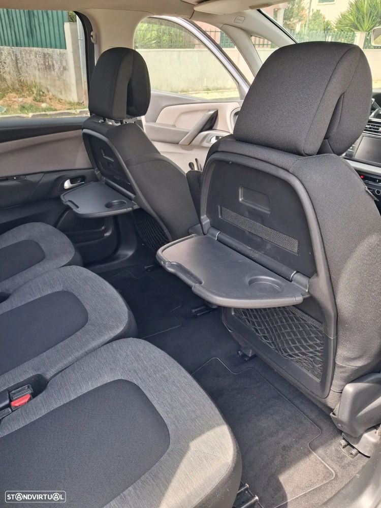 Citroën Grand C4 Spacetourer - 12