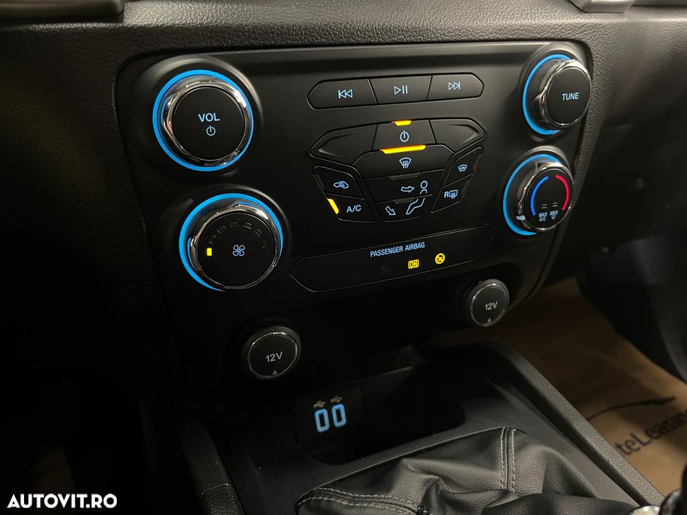 Ford Ranger 2.0 EcoBlue 170 CP 4x4 Cabina Dubla XLT - 18