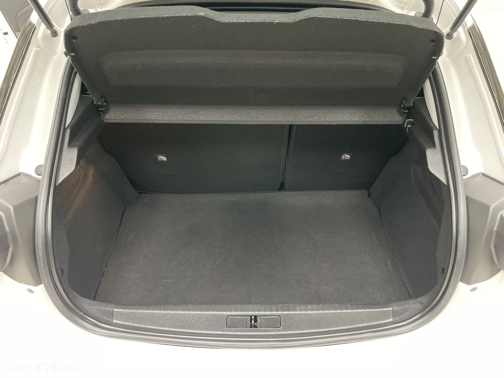 Opel Corsa 1.2 Elegance S&S - 18