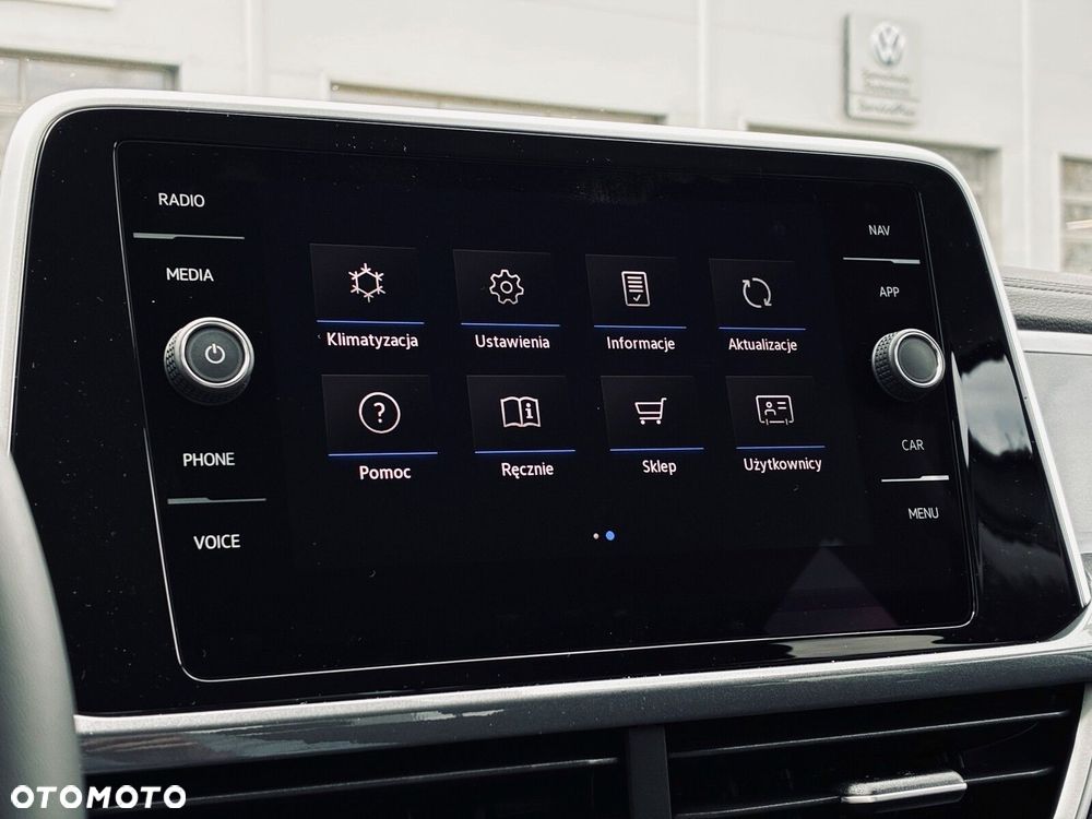 Volkswagen T-Roc - 15