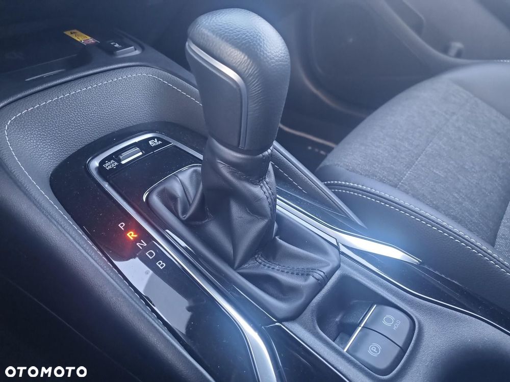 Toyota Corolla 1.8 Hybrid Style - 24