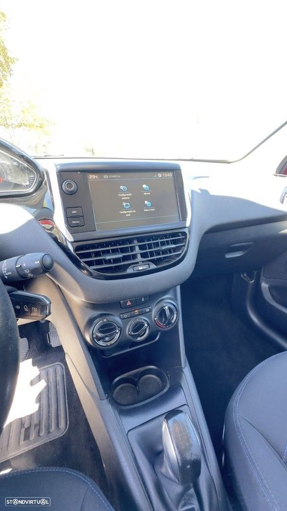 Peugeot 208 82 PureTech Style - 15