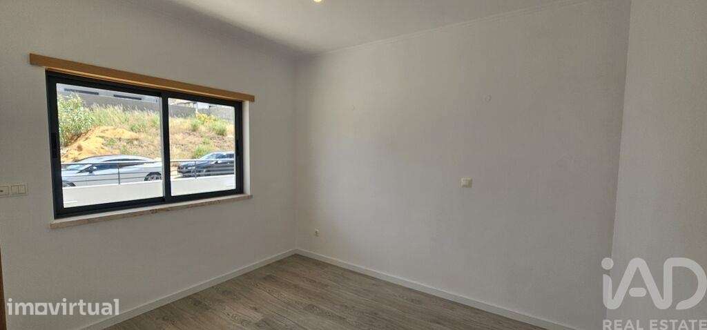 Moradia T5 em Laranjeiro e Feijó de 180 m2 - Grande imagem: 5/32