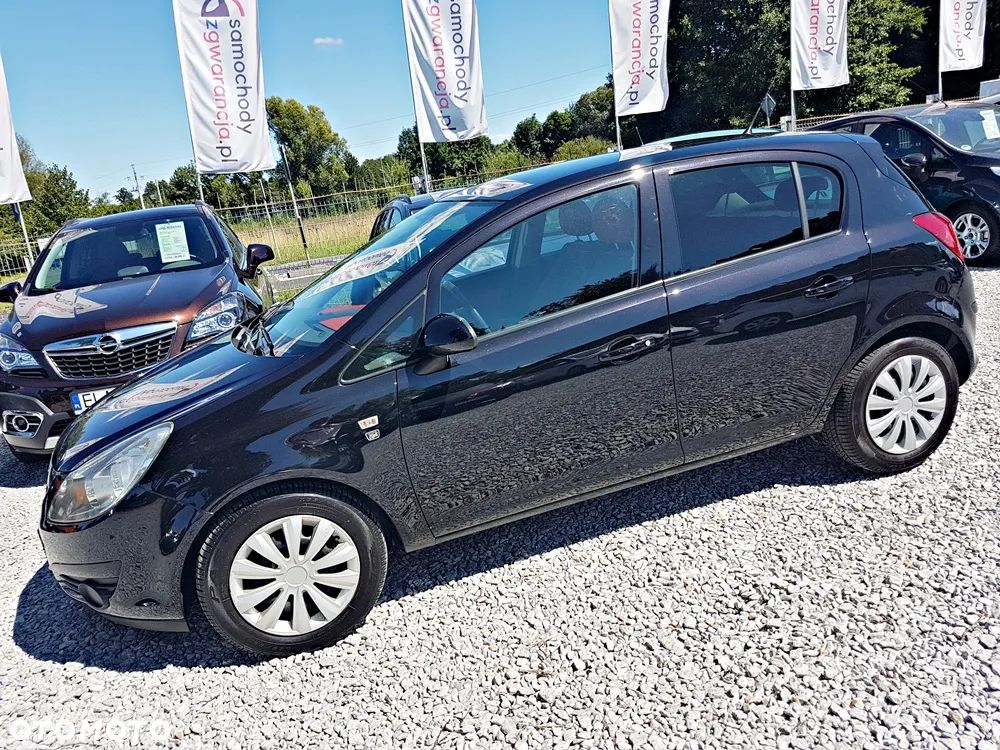 Opel Corsa 1.4 16V Selection - 4