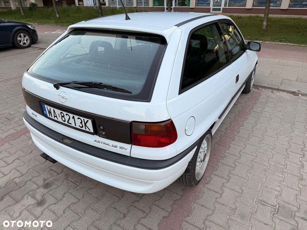 Opel Astra 2.0 GSI - 3