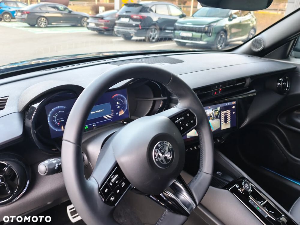 Alfa Romeo Junior 1.2 VGT Ibrida Ti - 6