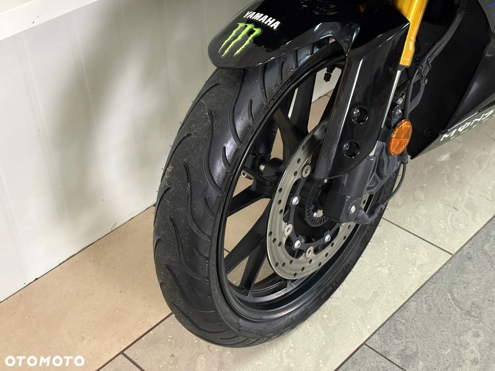 Yamaha YZF - 14