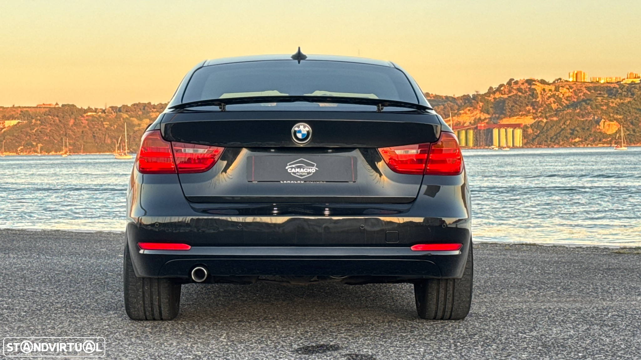 BMW 318 Gran Turismo d Pack M - 12